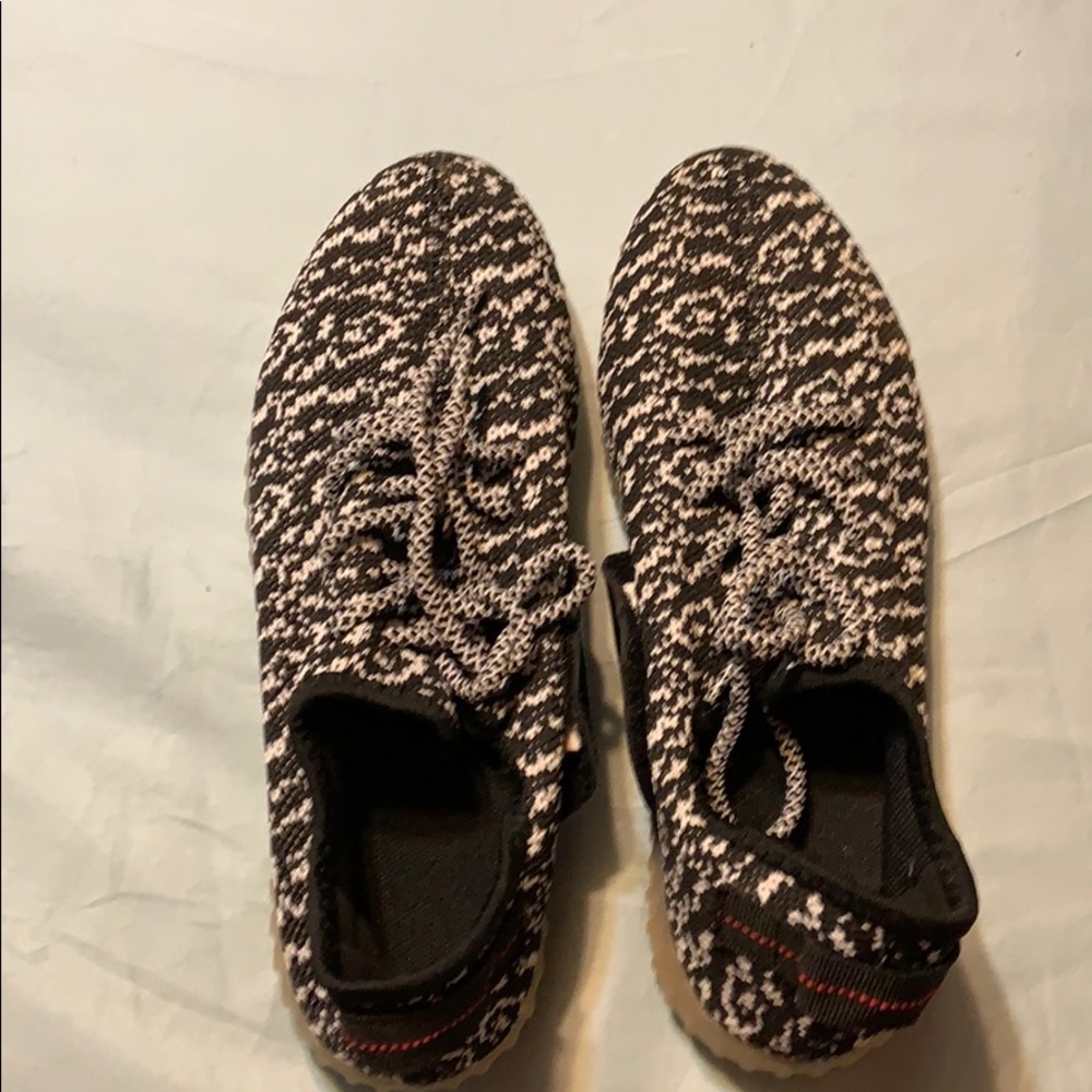 black and white kids slip on shoes with lights